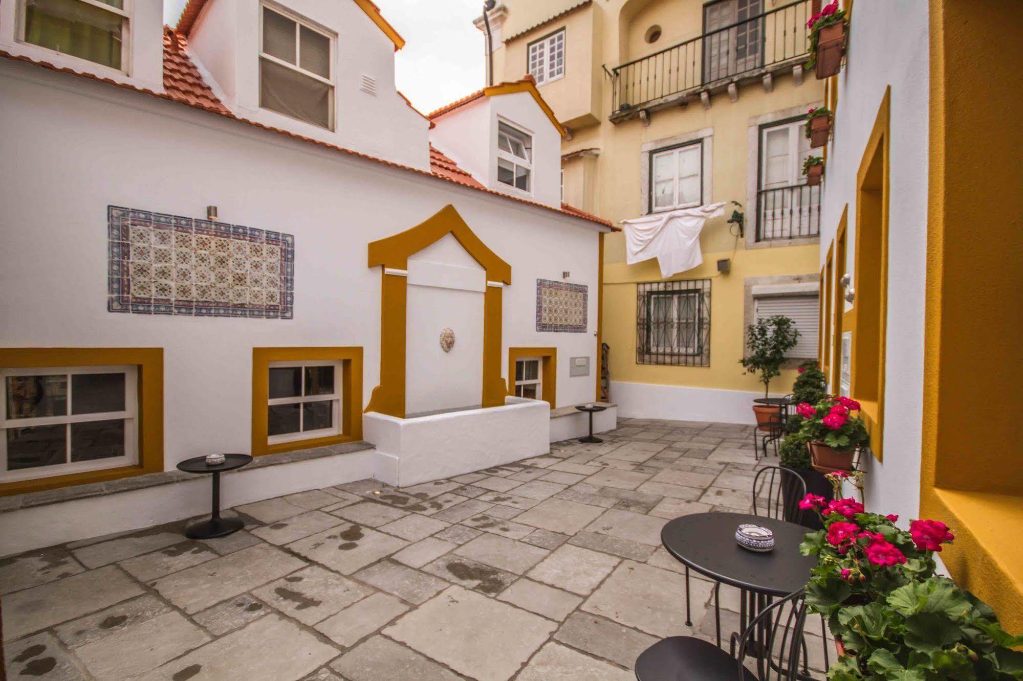 Imperium Lisbon Village Extérieur photo